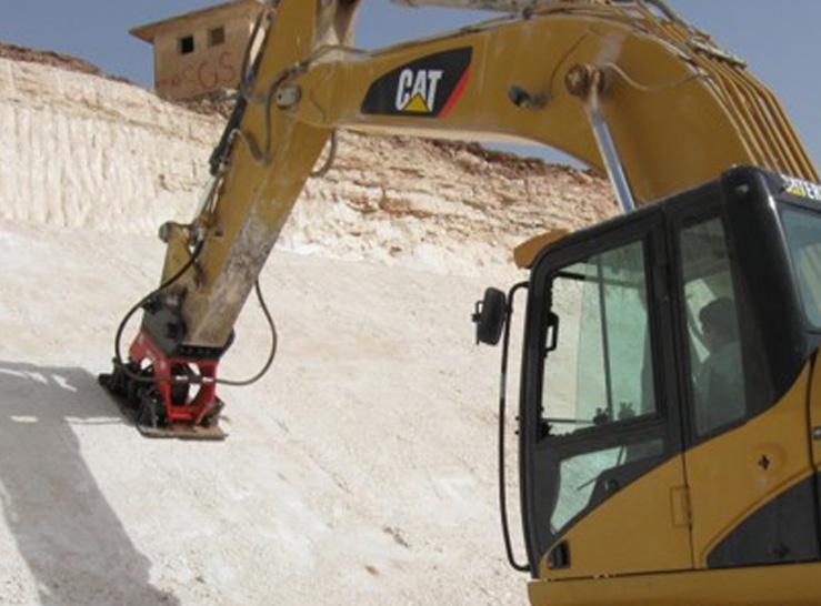 MTB COMPACTOR FAST COMPACTION MTB Hydraulic Compactors can be used in compaction of soil, granular
