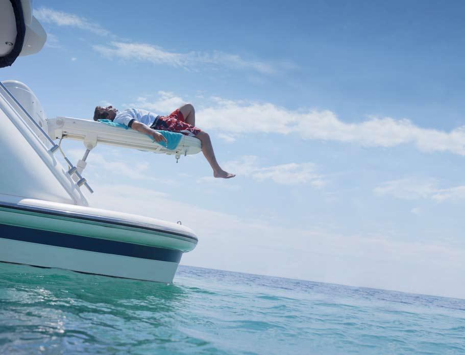 HASSLE-FREE OWNERSHIP Your boating days are the best days of the year. So don t let anything disturb the fun!