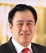 Upon his return to Malaysia in 2000, he joined OCBC Malaysia as Senior Vice President and Treasurer before joining the RHB Banking Group as Executive Vice President and Treasurer in 2002.