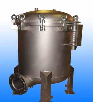 PVBM Multi-Bag Steel Pressure Vessels Side Entry - Versatile universal design Cost-Effective solution Perfect bag to housing sealing, no by-pass Able to handle very high flow rate and high dirt