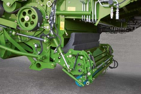 From the cab The hydraulic blade bank lowers substantially for effective removal of blockages and