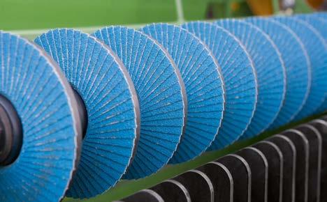 All discs are controlled automatically. Flap discs The 24 flap discs have generously overlapping flaps.