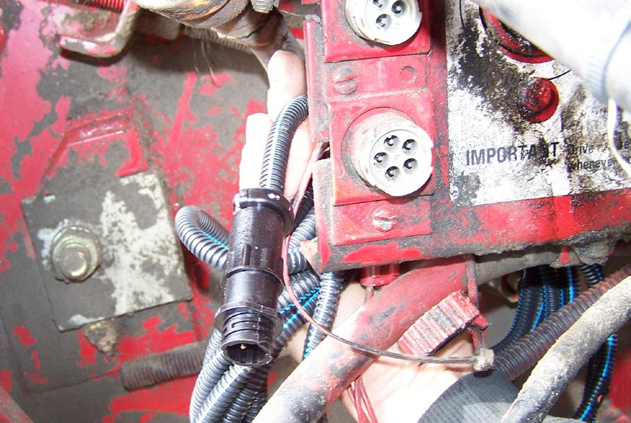 Feeder House Harness: 1. For the 14xx-1688, route the Y339 (9p plug) up from under the cab into the Electrical console area and connect it to the cab harness connector Y338. 2.