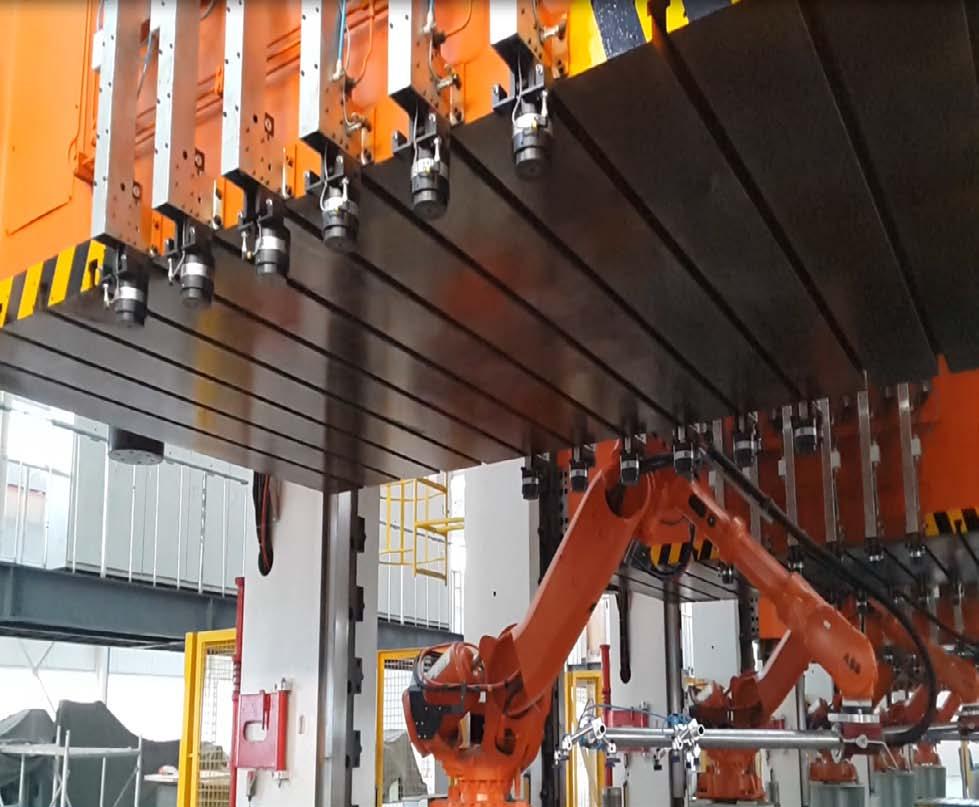 Self-travelling clamping system Hydraulic clamping system