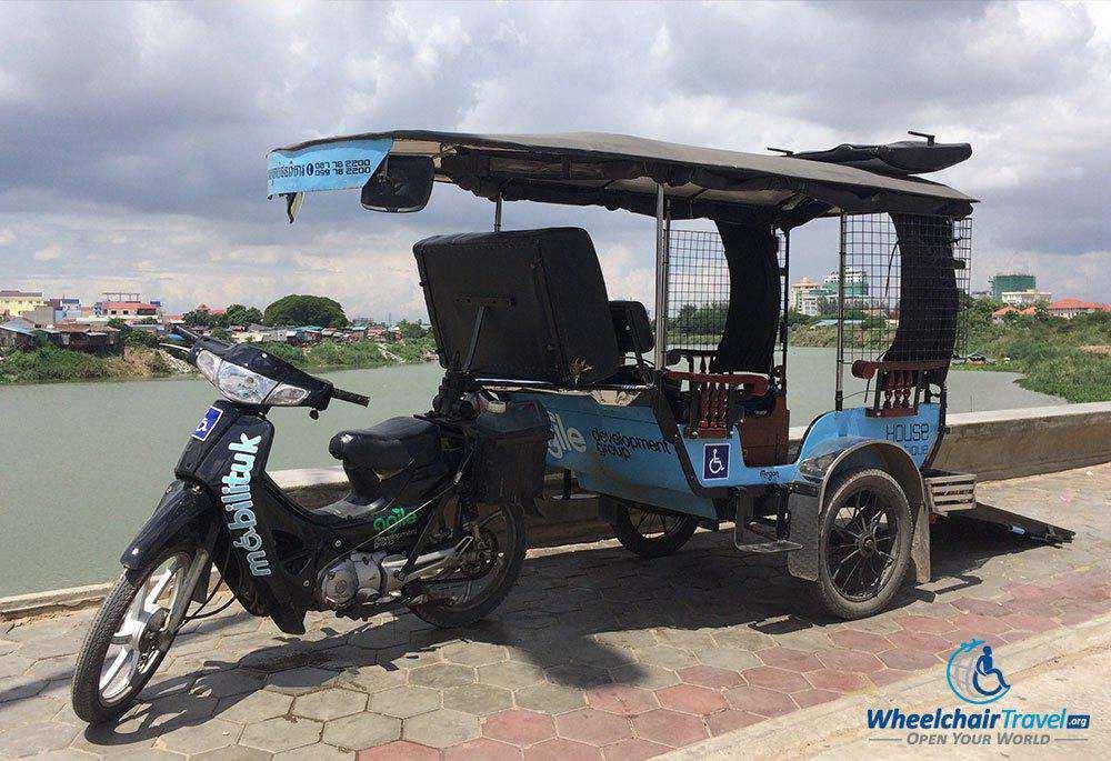 Wheelchair accessible tuk-tuk Phnom Penh, Cambodia Title: The world s first accessible tuk-tuk in Phnom Penh, Cambodia 洄洄 Description Phnom Penh is a capital in Cambodia where the world s first