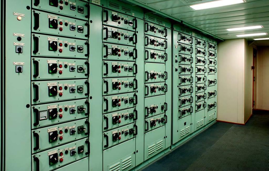 LOW VOLTAGE SWITCHBOARD OF MODULE CONSTRUCTION