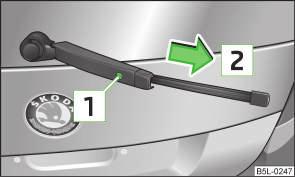 It is therefore important to degrease the lips of the windshield wiper blades after every pass through an automatic vehicle wash system. Replacing the rear window wiper blade Fig.