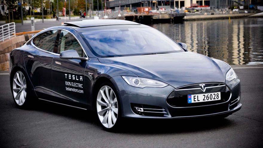 AN EXTREme electric example: Tesla Model S vs