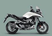 major part Dual manual; of the VFR800X the DCT Crossrunner s allows riders appeal.