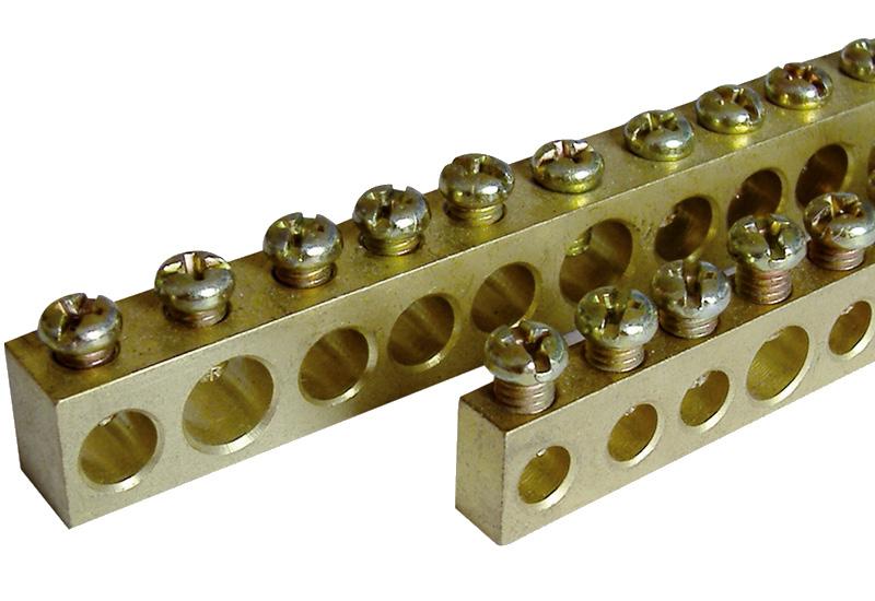 Complimented with optional terminal supports if the bar is required to be floating. L A B M Dia. Holes No. Holes MRS1501 1000 9 6 M4 5.2 113 MRS1506 1000 12 8 M5 6.
