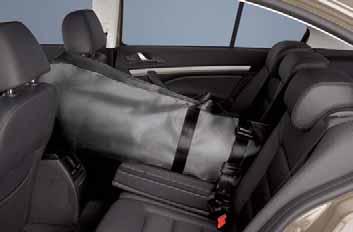 Storage box behind rear seats for Octavia Combi (DMB 620 001) Large boot storage