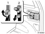 To loosen: Pull the buckle forward. 2. To tighten: Pull the belt.