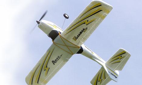 Aerobatic Capabilities Aileron, elevator and rudder controls offer full aerobatic capability and make it possible