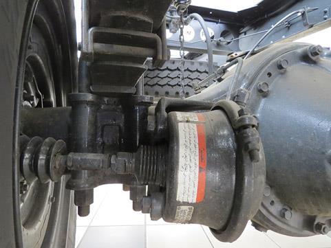 Park Brake and Emergency Circuits Spring Brake Chamber/Wheel Cylinder In brake-type wheel cylinder,