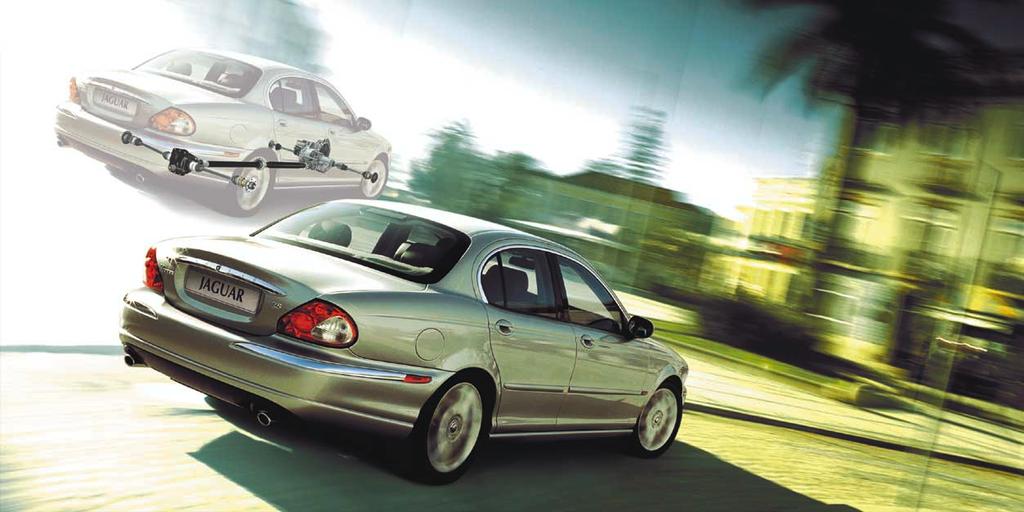 Jaguar s new Traction ➃ all-wheel drive. Get a grip with it. Serienmäßig mit Jaguar Traction ➃ Allradantrieb.