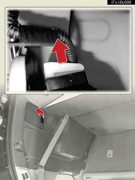 A button on the lower left side of the dash opens the fuel filler door (See Figure 18).