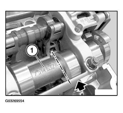 11 9 480 11 9 490 (Cylinder Bank 5 To 8) Necessary Preliminary Tasks: Remove servomotor for left eccentric shaft.