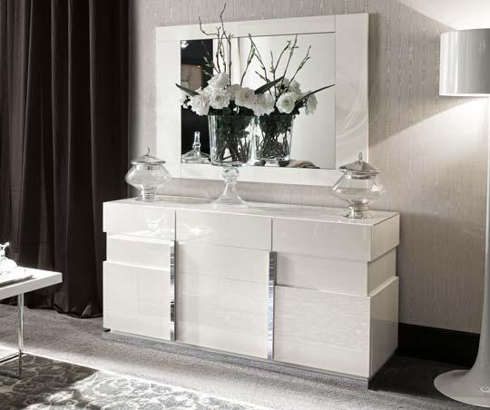 The CANOVA collection stands out for