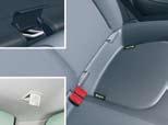 Rear (saloon) The ISOFIX system is made up of 3 rings for each side rear seat : 2 lower rings C located between the backrest and the seat cushion, with the ISOFIX logo.