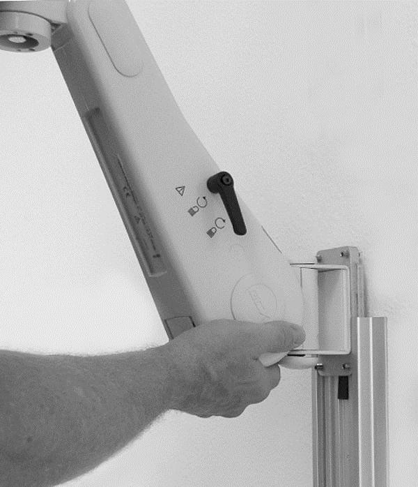 Ensure that the Locking Lever is in the locked position before mounting the Arm