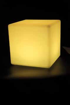 RECHARGEABLE CUBE LIGHT