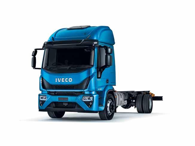 DESIGN THE URBAN FACE OF ROAD TRANSPORT With new Eurocargo, ROAD transport HAS A BRAND NEW LOOK. The new cab is modern and practical, fully expressing the vehicle s energetic character.