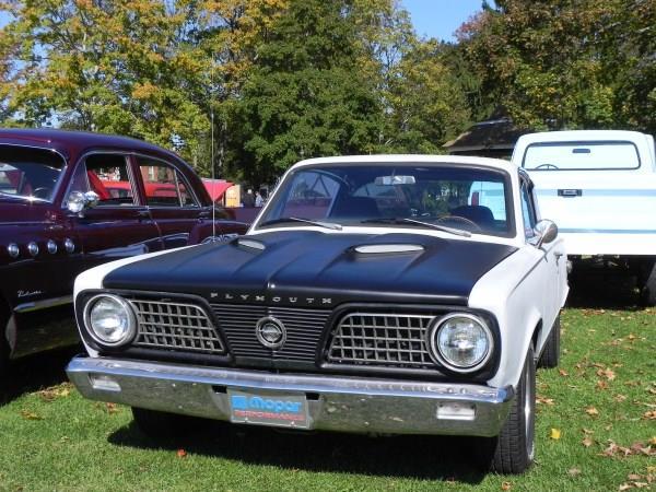 1966 'Cuda Rally Hood By Roger Kizer I have been looking for ways to dress up the hood on my 1966 Barracuda and have seen many different hoods and scoops that came on the various Mopars over the