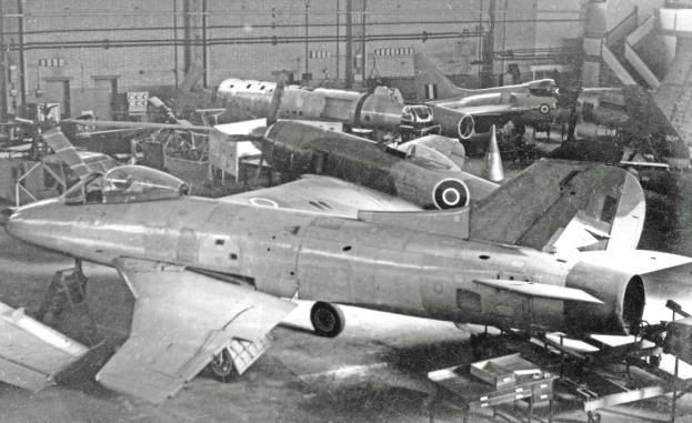 2 Supermarine Type 545 The Type 545 was originally proposed as another 50 sweep wing development of an existing type, this time the Supermarine Swift, but as built it featured a crescent wing and was