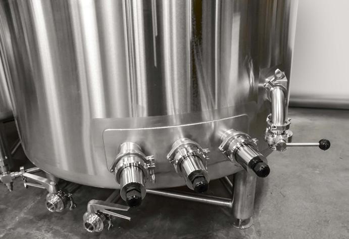 This manual will familiarize you with the installation of your brewhouse.