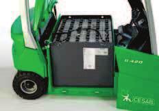4 wheel CESAB B400 compact 48 volt forklift that will help you achieve excellent productivity.