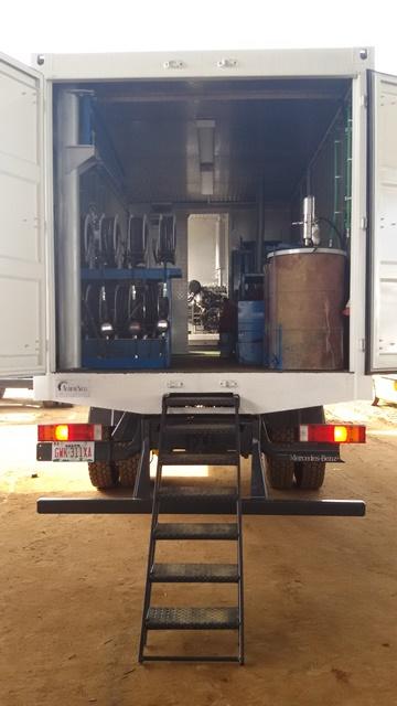 Delivery of four types of oil, grease and air