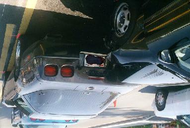 Other Vehicle Description: VIN: Odometer: Engine: Reported Defects: Cargo: Damage Description: CDC (Estimated from police photographs): 1992 Chevrolet Corvette 1G1YY23P4N5XXXXXX None noted on police
