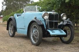 The J1 s used the same modified Wolseley motor as the M Type and the OHC Morris Minor, although again more modified.