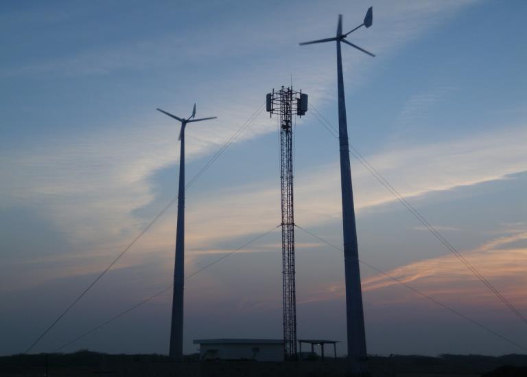 5KW Eltek Solution 2 x 5 KW Ghre Power Wind Mill 480Ah x