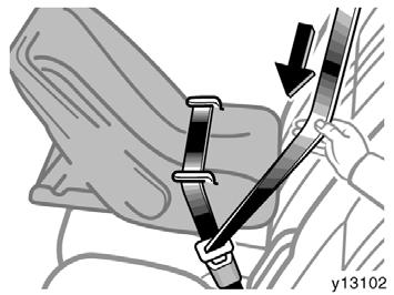 After inserting the tab, make sure the tab and buckle are locked and that the lap and shoulder portions of the belt are not twisted. Do not insert coins, clips, etc.