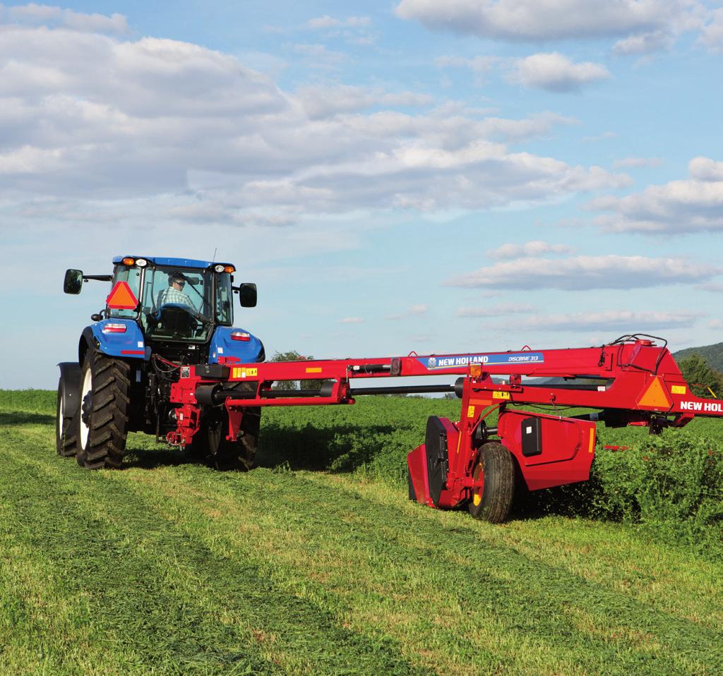 8 9 DISCBINE 313 & 316 CLOSER CUTTING. FASTER DRYDOWN. INCREASED DURABILITY. Center-pivot Discbines are redefining the disc mower-conditioner industry by taking mowing performance to new levels.