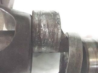 Maintain adequate oil level in the compressor sump or in oil separator in