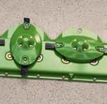 disc mowers offer to their users. Worn knife pins and wear parts are not an issue for KRONE EasyCut, because they can be replaced in pairs.