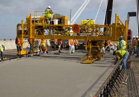 Our concrete pavers can be equipped with ultrahigh-strength steel transition inserts to extend paving widths beyond standard specifications.