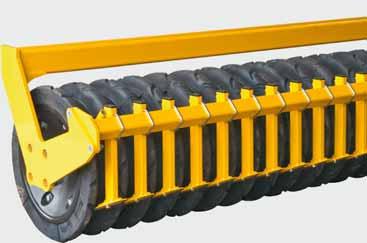 Rubber packer roller The perfect roller for widely varied soil conditions. Especially for use with trailed implements where the load-bearing capacity of other rollers is near the limit.