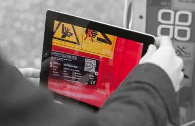 Your machine goes online. All the information on your machine easily - anytime anywhere Simply scan the QR code on the data plate with your smartphone or tablet or enter your machine number at www.