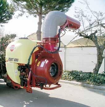 The M-spout is specially developed for Christmas trees, nurseries and other low, dense crop.