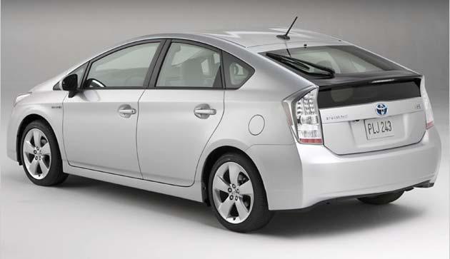 of the Prius with hybrid technology.