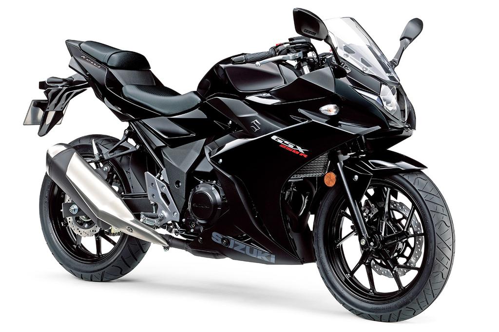 Features & Specifications 2018 GSX250R GSX250RL8 YA : Pearl Nebular Black Key Features New fully-faired, quarter-liter sportbike with aggressive, flowing styling true to the Suzuki Katana heritage.