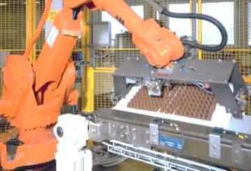 Cooperation of PLC-controlled actuators and robots