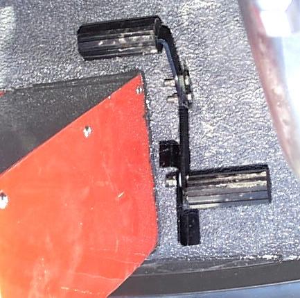 Attach the new pedal to the unit using the same hardware that was removed (49). See Figure 31. 45 Figure 31 48 49 36.
