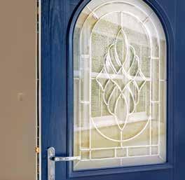 GENEVA STYLE The large arched glazing area makes the Geneva a popular choice for front door applications, allowing light to flood into the hallway to create a