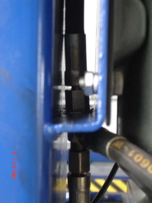 Place thrust washer on bottom side of carriage clevis. 2.