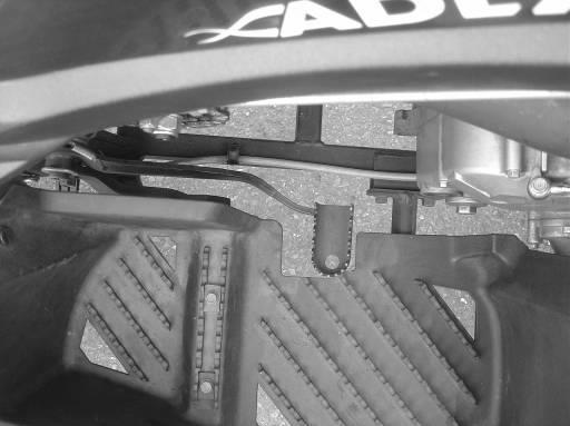 OPERATION FRONT / REAR BRAKE The foot brake pedal is located on the right side in
