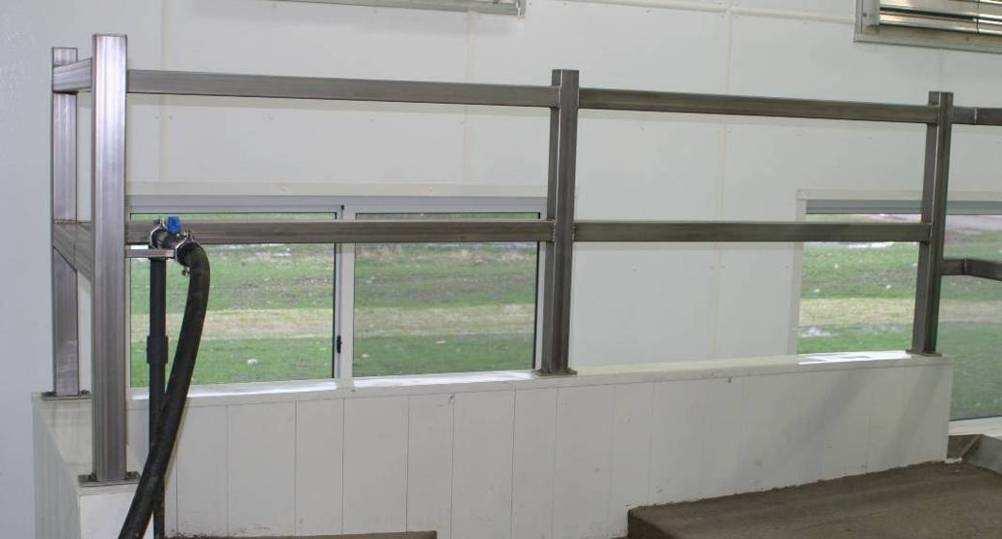 0 Unit Stainless Breezeway Fence with (2) 3ft 'Side Wings' - Made from 2.5" x 2.